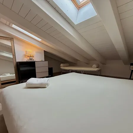 Maya Atelier Milano Apartment *